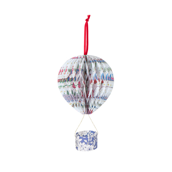 Our Christmas hanging decorations are designed as little paper balloons with beautiful Liberty print designs, perfect to decorate your tree. Image8