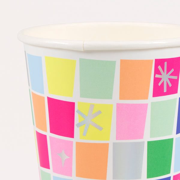 Our paper cups, with vibrant colour and shiny holographic foil, are perfect for hot and cold drinks at a disco party or any groovy celebration. Image2