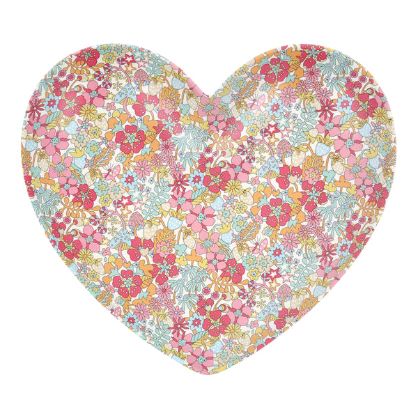Use our reusable plates, in heart-shaped designs with Liberty designs, to add to your Valentine's Day decor. Image5