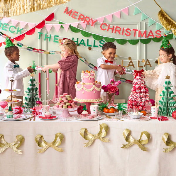 Use our nine Christmas hanging decorations, in a mix of classic and modern colours and designs, for instant celebratory style. Image2