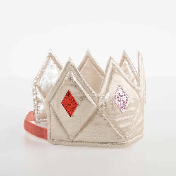 This kids crown is wonderful for dress up for girls and dress up for boys. Image3