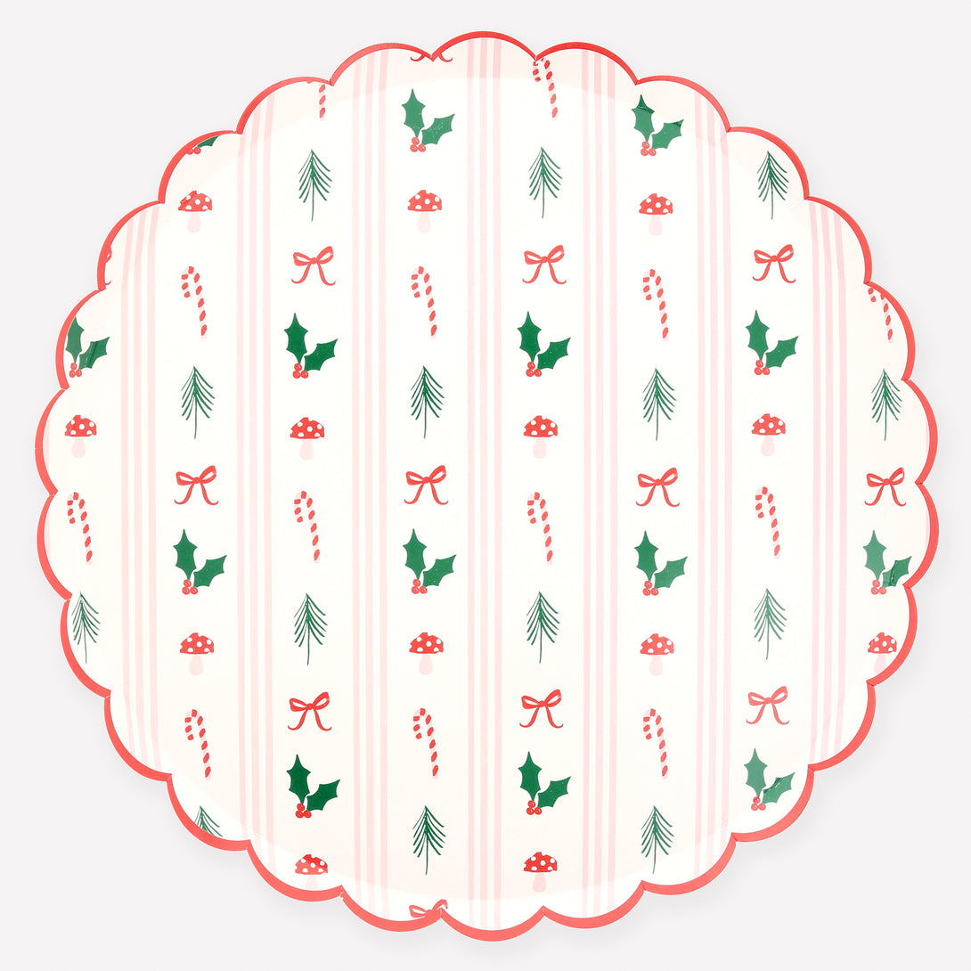 Decorate your table and home with our Christmas set with paper plates, napkins, cups, place cards and 9 Christmas garlands for a joyful look. 