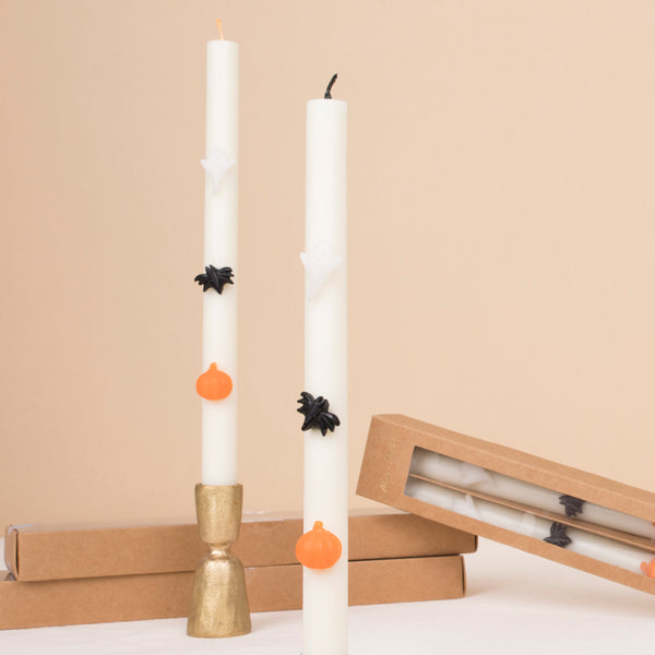 Our Halloween candles feature a ghost, bat and pumpkin, perfect as table decorations. Image1