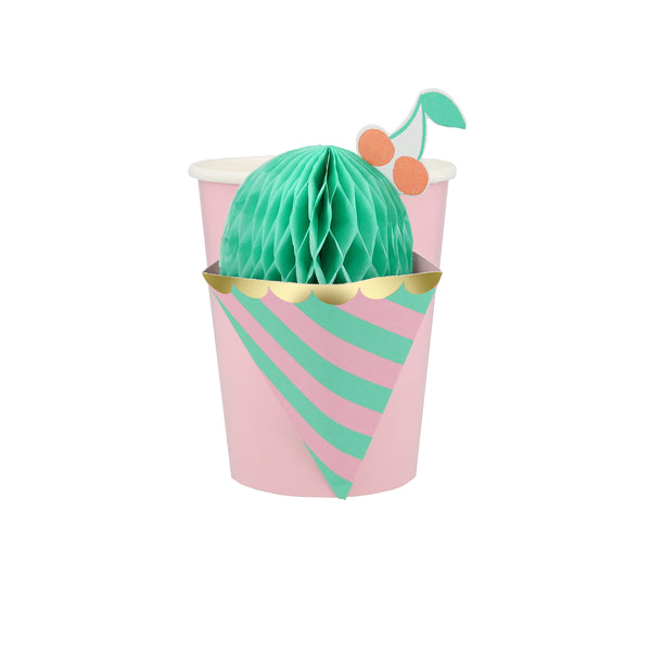 Our paper cups feature fun honeycomb ice cream designs, and are suitable for hot or cold drinks. Image5