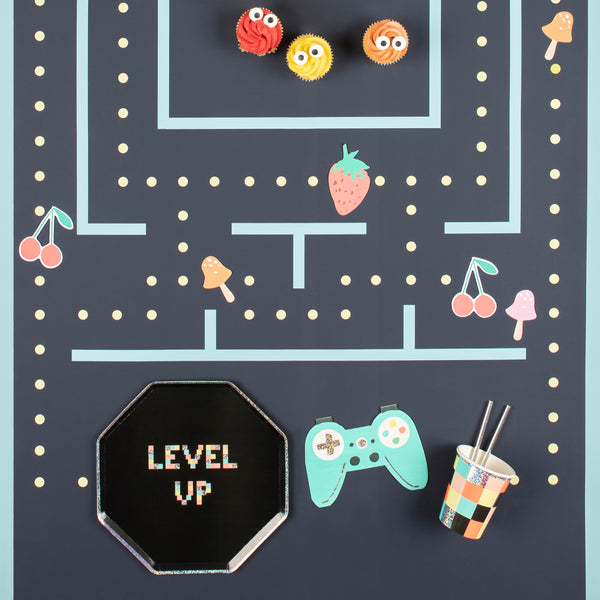 Our party cups, with holographic foil and a brighten checkerboard design, are perfect for hot or cold drinks for kids who love retro games. Image2