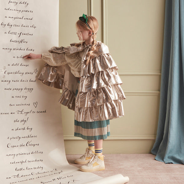 This gorgeous cape, crafted from gold lamé fabric, looks sensational.,This gorgeous cape, crafted from gold lamé fabric, looks sensational. Image1