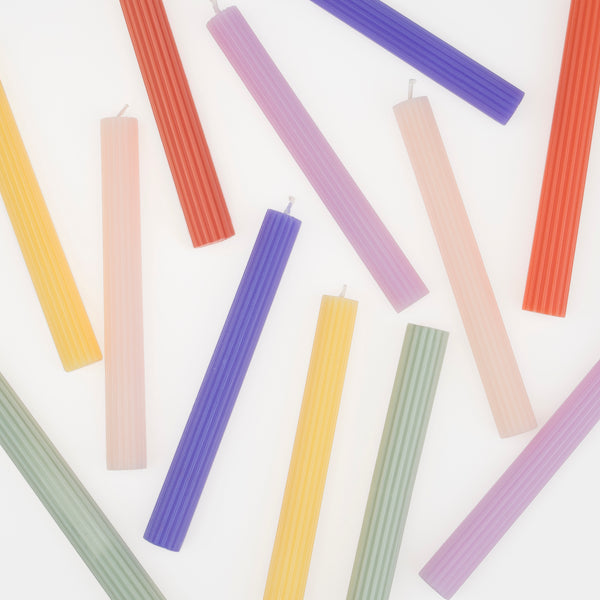 Our decorative candles in coral, pink, blue, sage and yellow will add colour to your party table. Image5