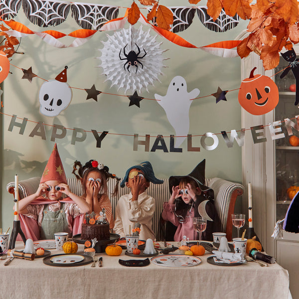 Our Halloween garlands set can be used as Halloween wall decorations, or Halloween table decorations. Image2