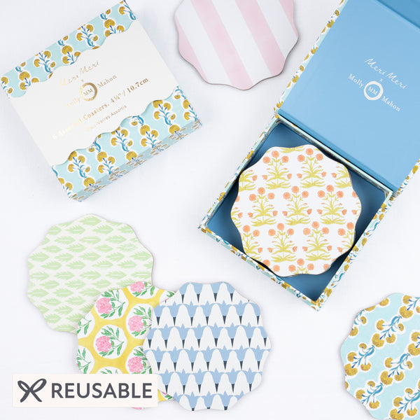 Get style with practicality with our wooden coasters featuring laminated Molly Mahon floral patters and a cork backing. Image1