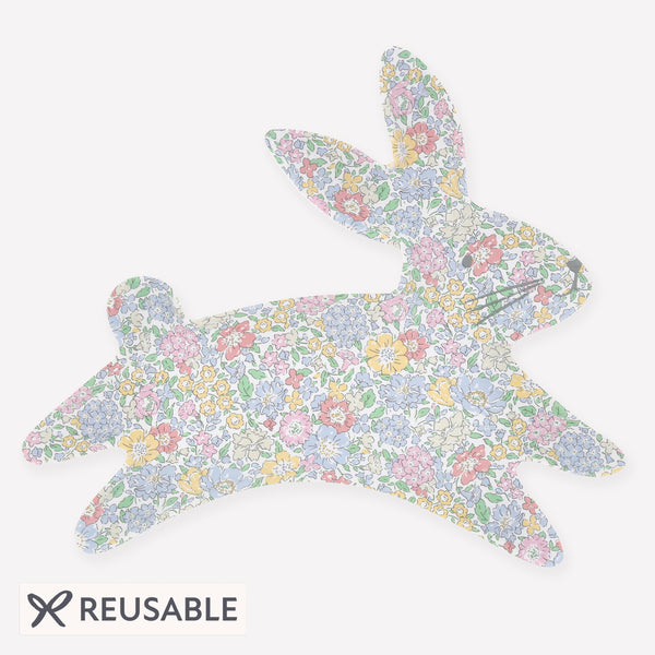 Our reusable plate, in the shape of a bunny with a pretty Liberty floral design, is perfect to add to your Easter decorations. Image1