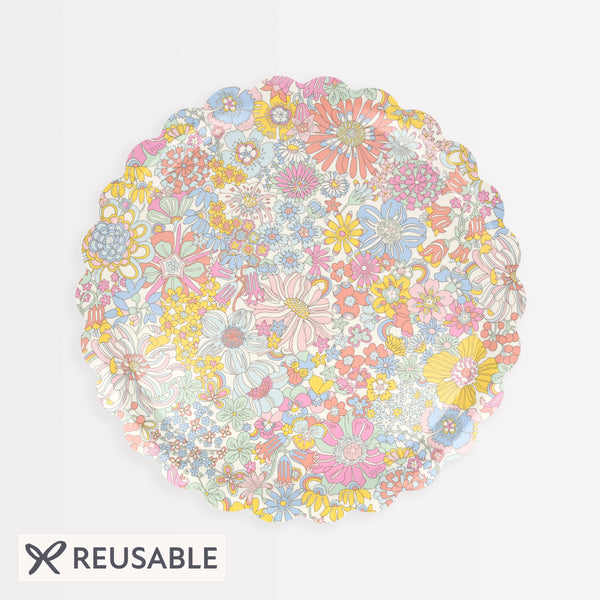 Our wooden tray has a melamine finish, with a floral Liberty print design, for practicality and style. Image1