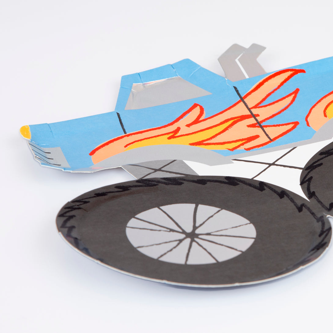 Our party plates are made in the shape of cool monster trucks, perfect for a monster truck party or a transport party.