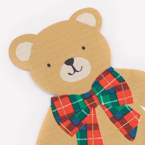 Decorate your Christmas dinner table with our tartan plates, napkins, cups, crackers and add a festive flair with the tartan bow garland. Image11