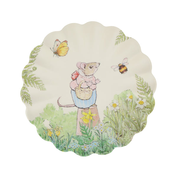 Our small melamine plates for kids feature Peter Rabbit and all his friends, perfect as picnic plates. Image1