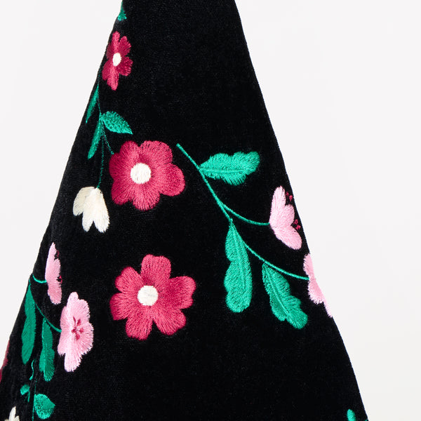 Our witch costume, made from luxurious black velvet with an embroidered floral design, features a cape, hat and a star topped wand. Image5