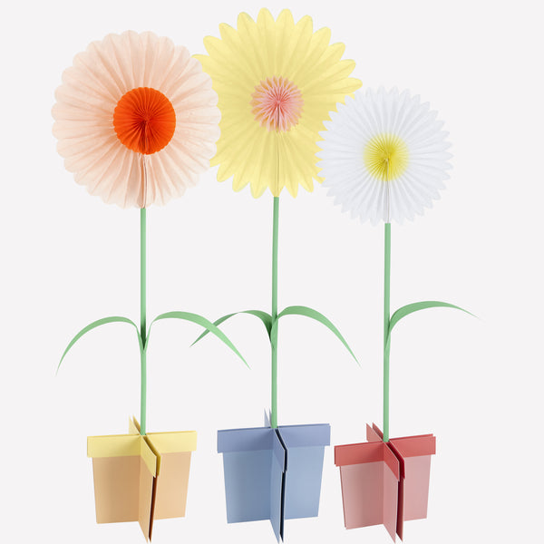 Our large stand up paper flower decorations are ideal for adding colour and charm to any party. Image2