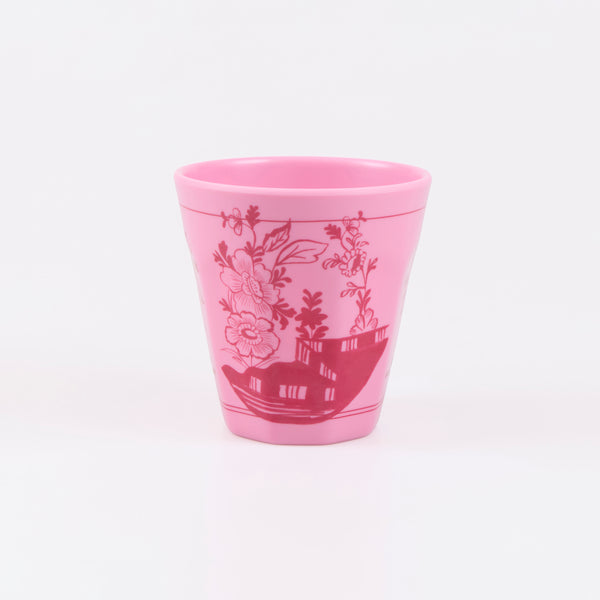 Our melamine cups, in pretty pink shades with a botanical print transfer, are ideal for baby showers, bridal showers, garden parties or picnics. Image1