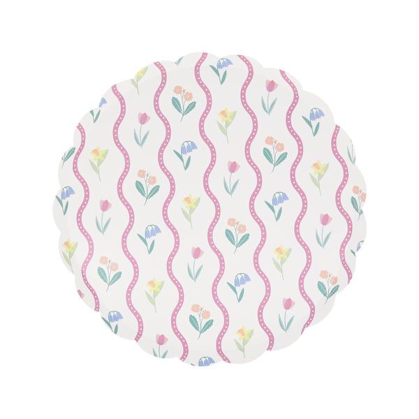 Our side plates, crafted in pastel colours with floral designs, are perfect for all stylish celebrations. Image4