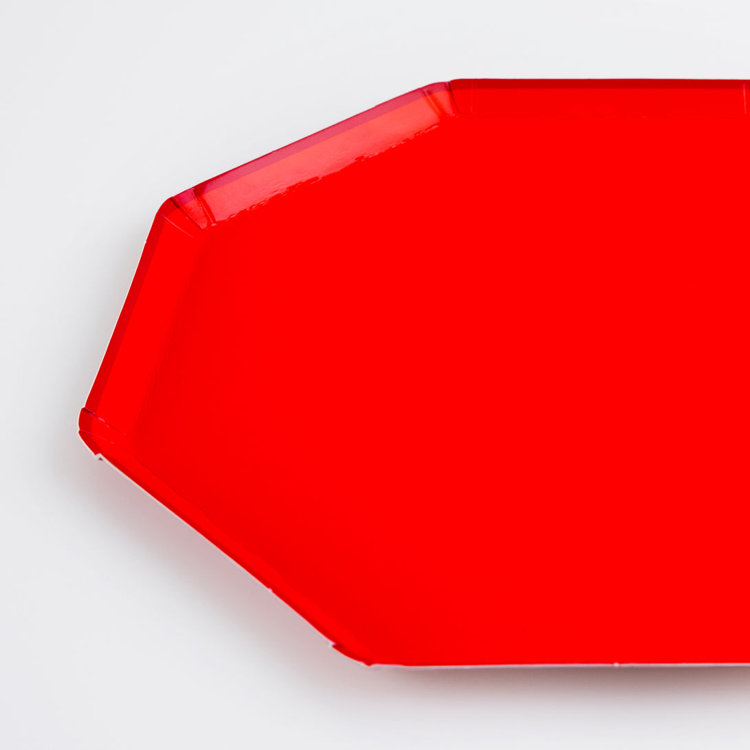Our paper plates, a small size in a bright red, are ideal for any special party.