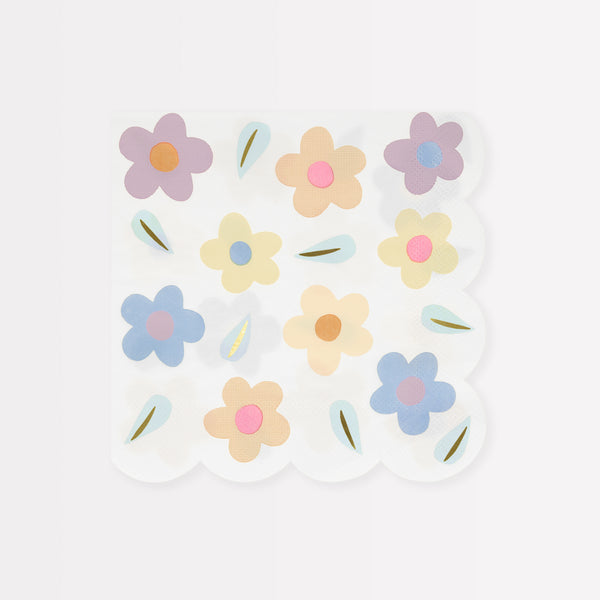 Our paper napkins, featuring on-trend pastel flowers, are perfect for garden parties or picnics.