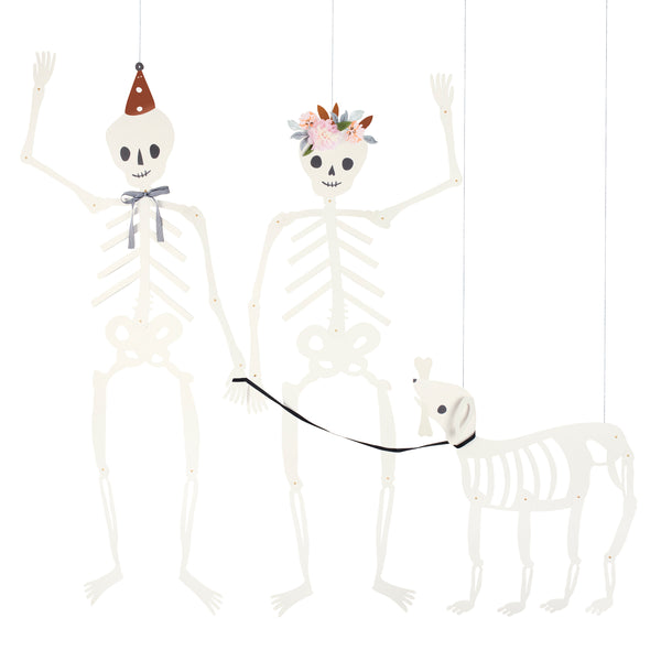 Our giant skeleton decorations are the perfect Halloween party decorations. Image1