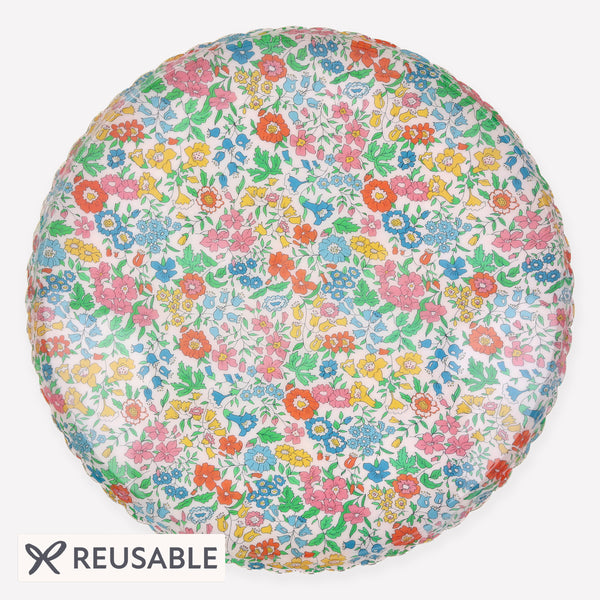 Serve drinks or snack, or display accessories or decorative items on our pretty metal tray with a charming Liberty design, a great hostess gift. Image1