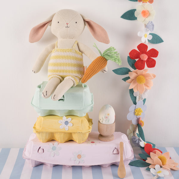 Our special party garland is crafted from felt, with flowers with pompom centres. Image2