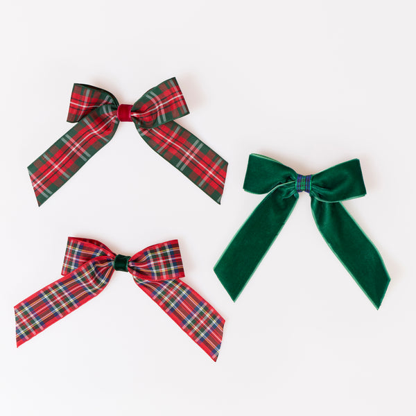 Our Christmas hair clips set features velvet and tartan ribbon bows in festive colours, perfect to pop into party bags or gift. Image4