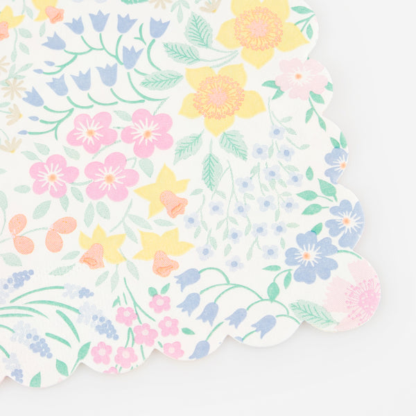 Our pretty pastel napkins have a delightful ditsy flower design - the ideal small paper napkins for a picnic, garden party or bridal shower. Image3