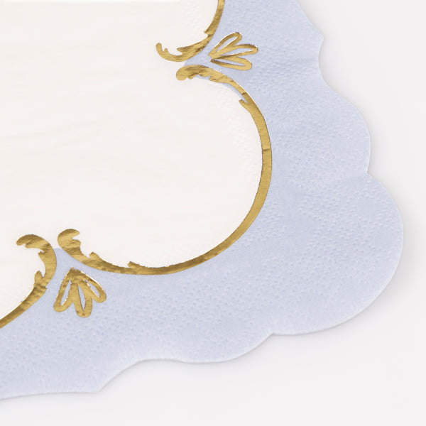 Our party napkins, made from 3-ply paper, have an elegant rococo design, pretty pastel shades and stylish gold foil details. Image2