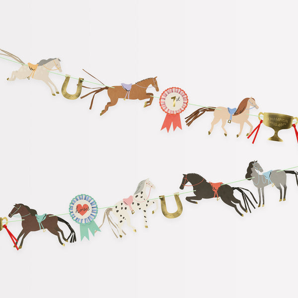 Make your horse birthday party look amazing with our special supplies, including a horse garland, tableware and a cupcake kit.  Image2