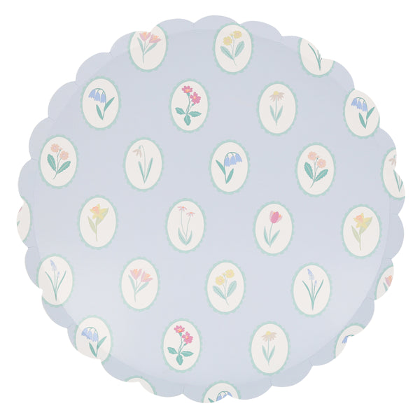 Our paper dinner plates are crafted in thick paper with a pretty floral design and pastel colours. Image5