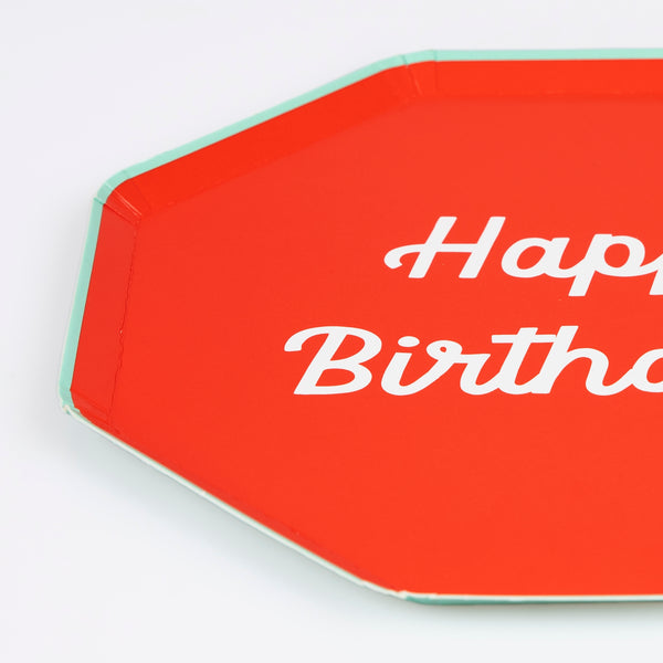 Make a birthday party look amazing with our birthday dinner plates, each set has 8 vibrant paper plates with co-ordinating borders. Image2