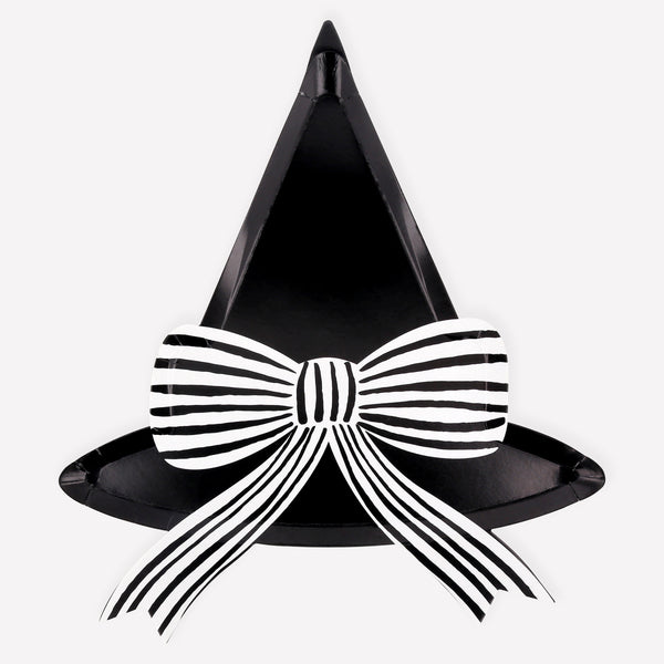 Our Halloween plates are made in the shape of a witch hat, with a striped bow, for a magical look on your party table. Image1