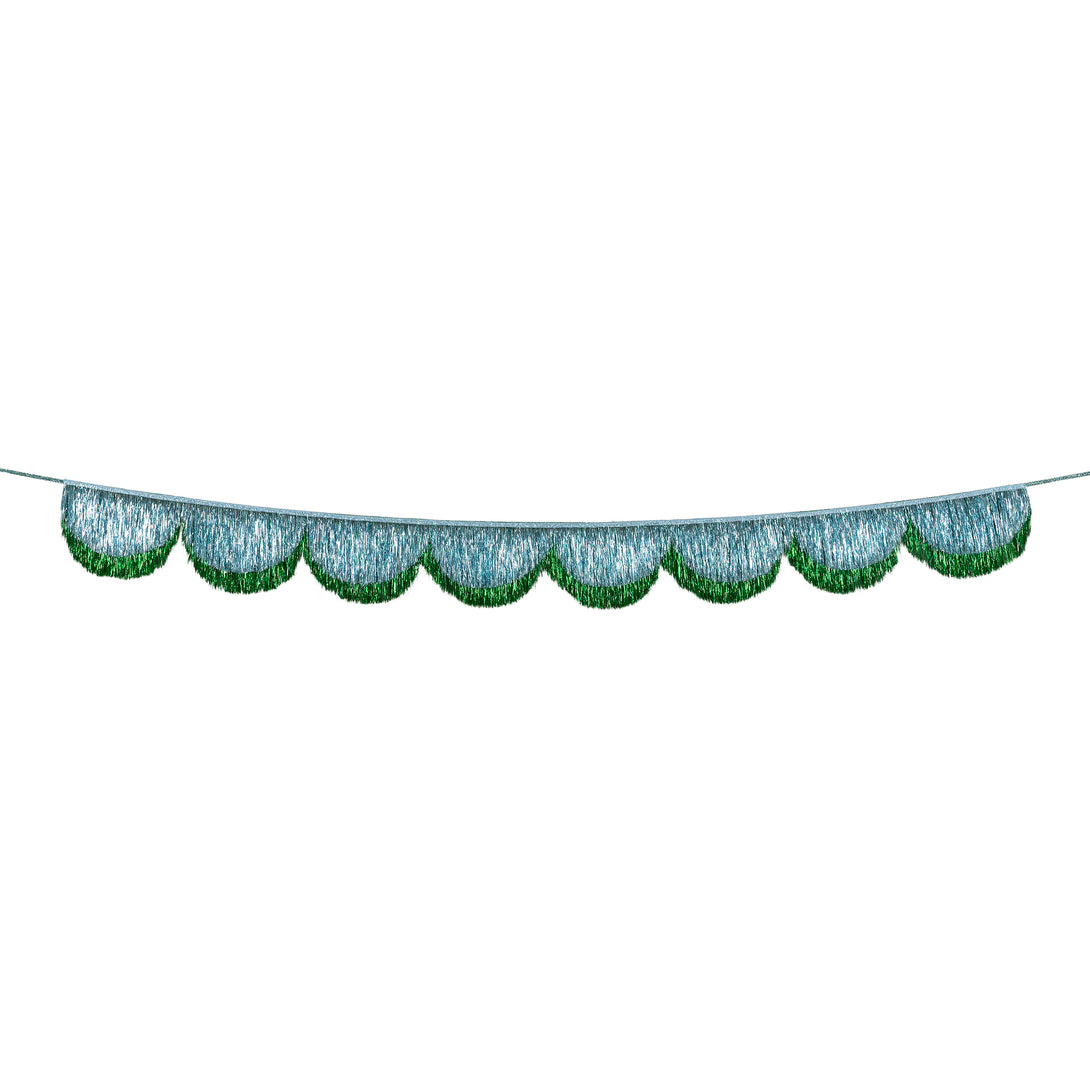 Use our blue and gren tinsel garland to make your Christmas celebrations and New Year parties look stylishly elegant. Image3