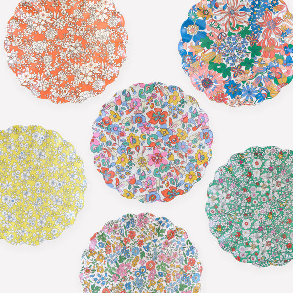 Our Liberty reusable plates are made from melamine with six Liberty floral print designs, perfect for garden parties, afternoon tea or picnics. Image1