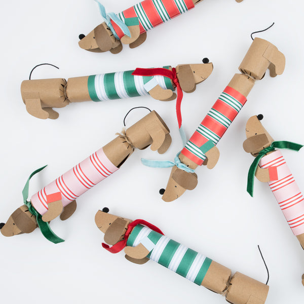 Our Christmas crackers, with adorable sausage dog details, are the perfect fun crackers for all the famly. Image4