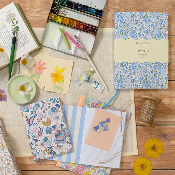 Our floral notebook features a Liberty print design cover, 152 lined pages and a blue velvet ribbon bookmark, a wonderful gift for a writer. Image2