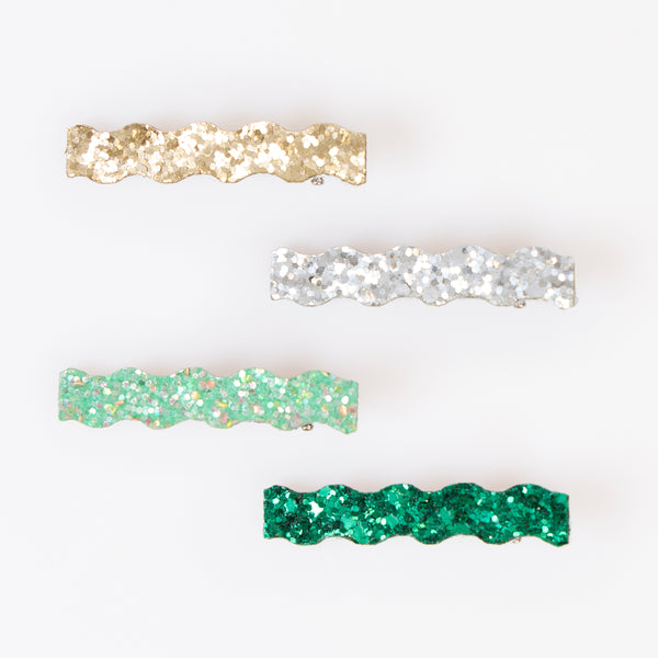 Our glitter hair clips, in a set of 8 vibrant colours, are perfect as Christmas gits, party favours or stocking fillers. Image3