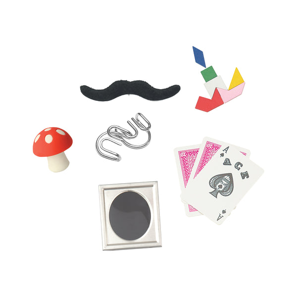 Our honeycomb crackers are colourful and stylish, and contain fun gifts, a party hat and a joke. Image2