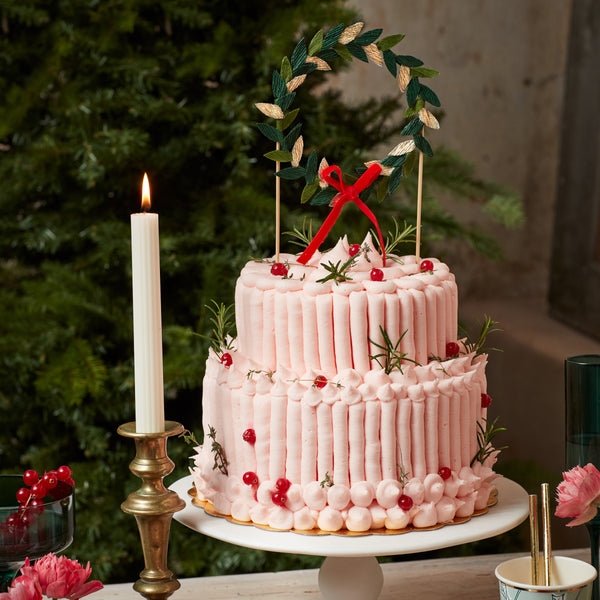 Our Christmas cake topper, a festive wreath with paper leaves and a velvet bow, is the perfect Christmas cake decoration. Image2