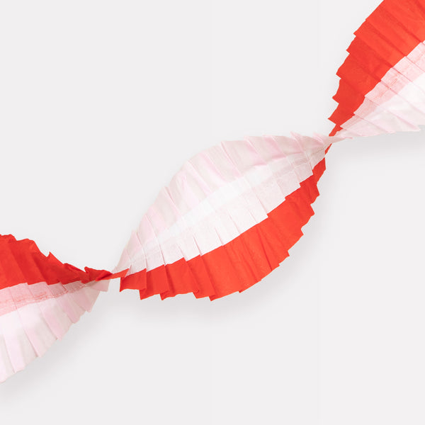 Our party streamer is crafted from pink, red and gold paper perfect for Valentine's Day party decorations. Image4