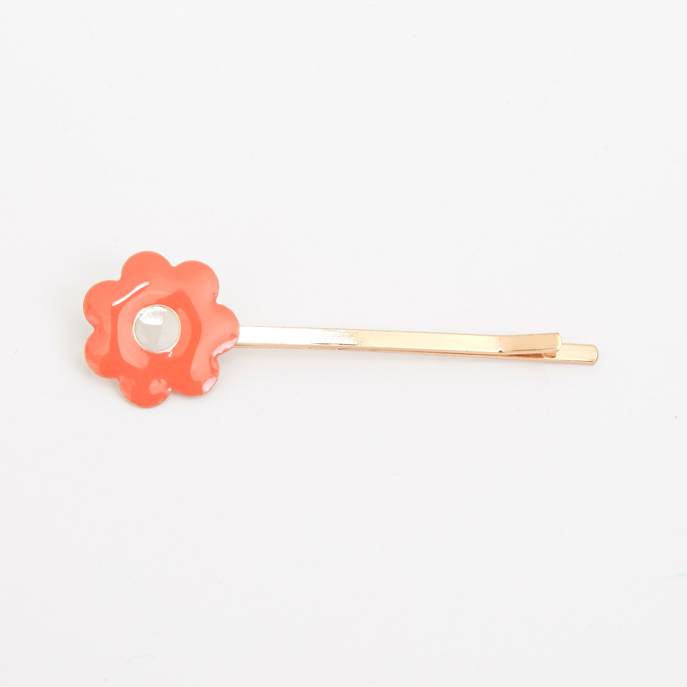 They are crafted from enamel daisies, in 6 different colours, with gold tone hair slides.