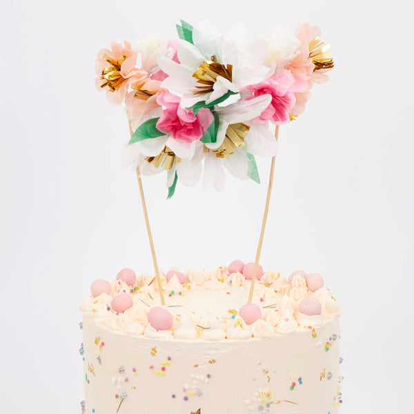 Turn a celebratory cake into a beautiful floral work of art with our fabulous cake topper crafted with colourful paper flowers. Image3