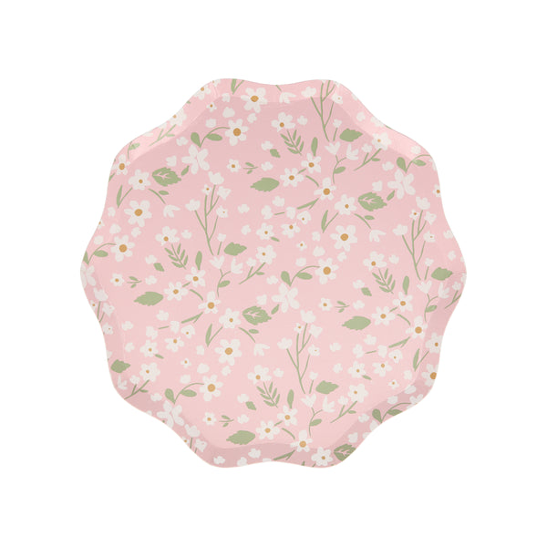 Our paper plates have a pretty design of ditsy florals, perfect as cocktail plates, picnic plates or for garden parties. Image6