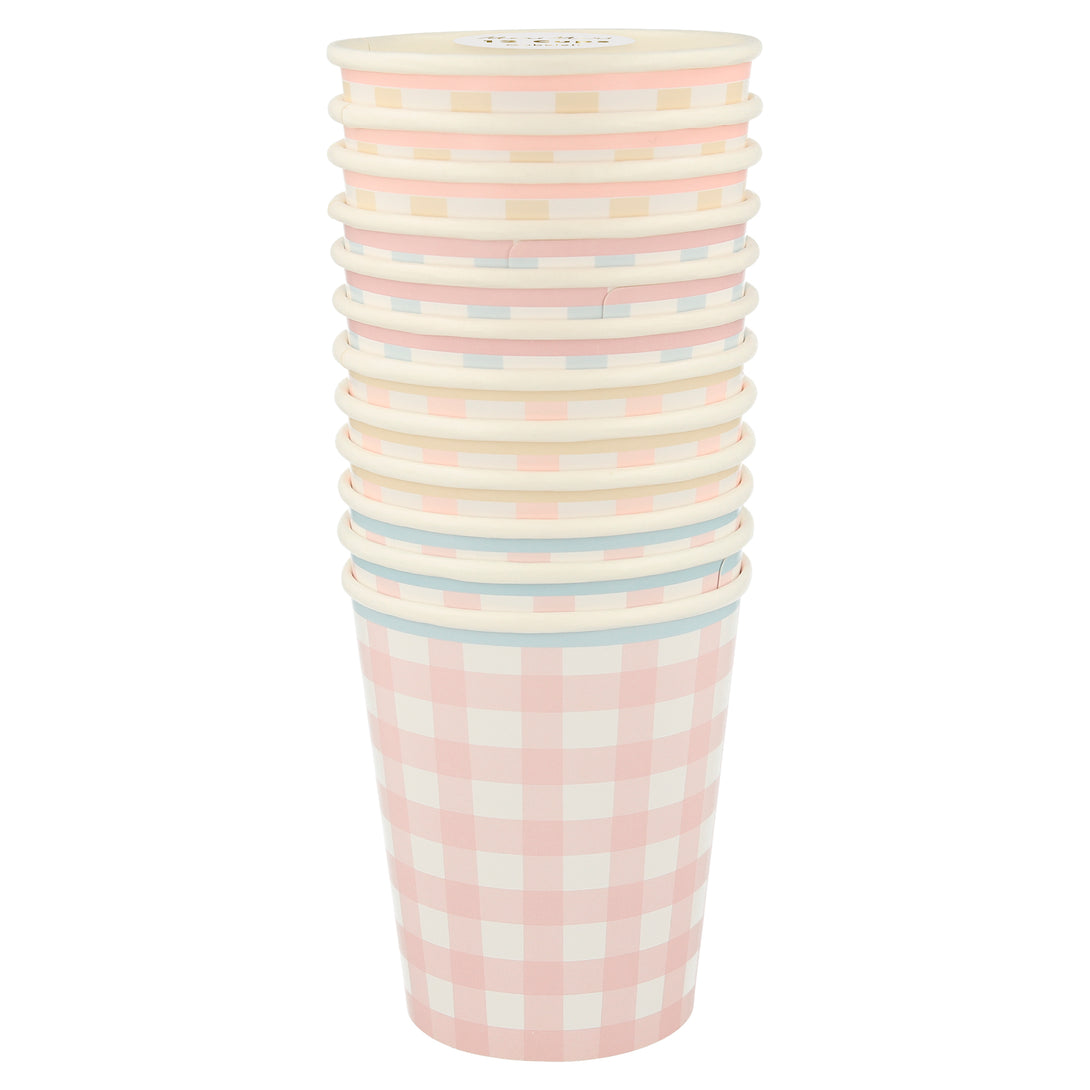 Our paper cups, with a classic gingham print, are perfect as picnic cups.