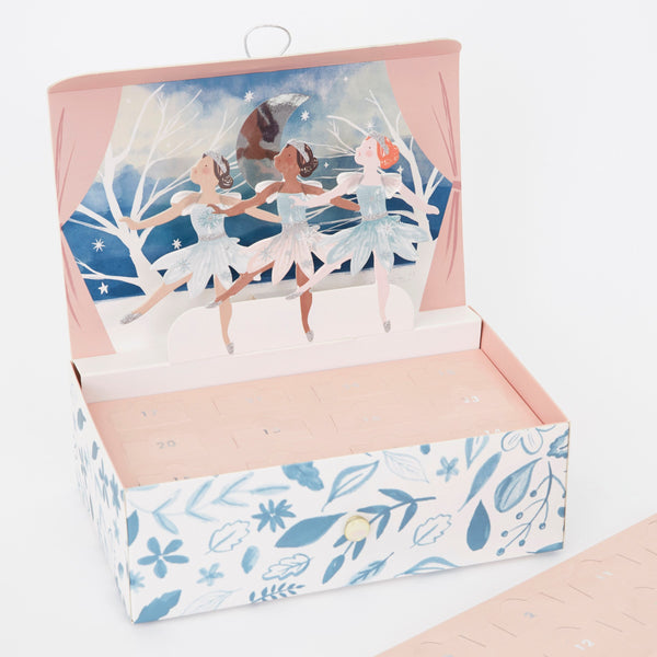 This advent calendar is the perfect Christmas gift for girls, with a ballerina suitcase and pretty bracelet. Image4