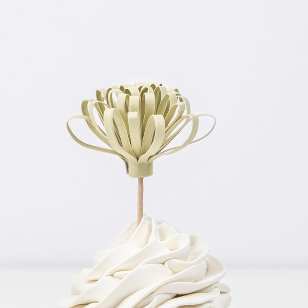 Flower Garden Cupcake Kit Image7