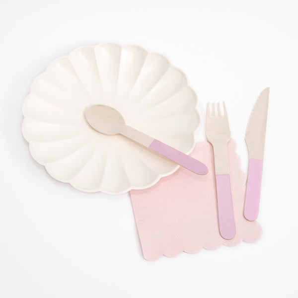 Pink Wooden Cutlery Set Image2