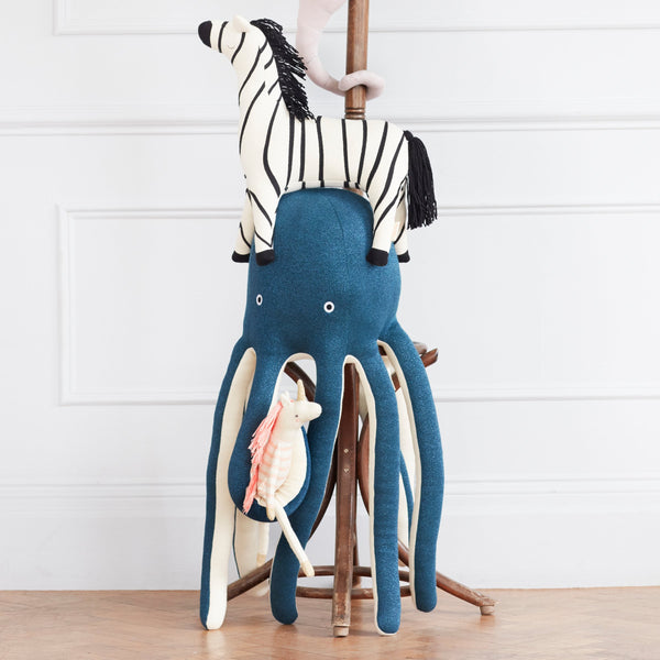 Cosmo Octopus Large Toy Image7